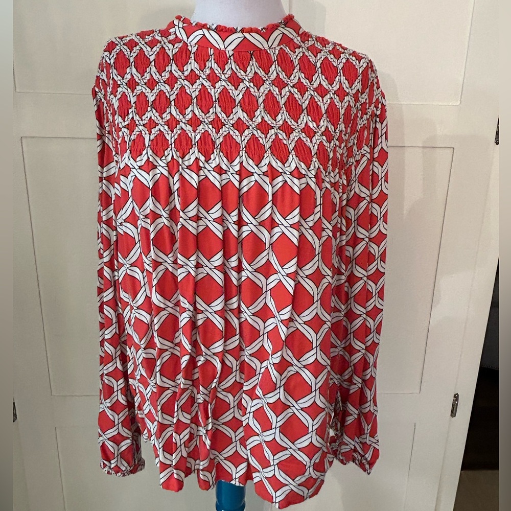 Crown&Ivy Coral, Black, & White blouse 1X